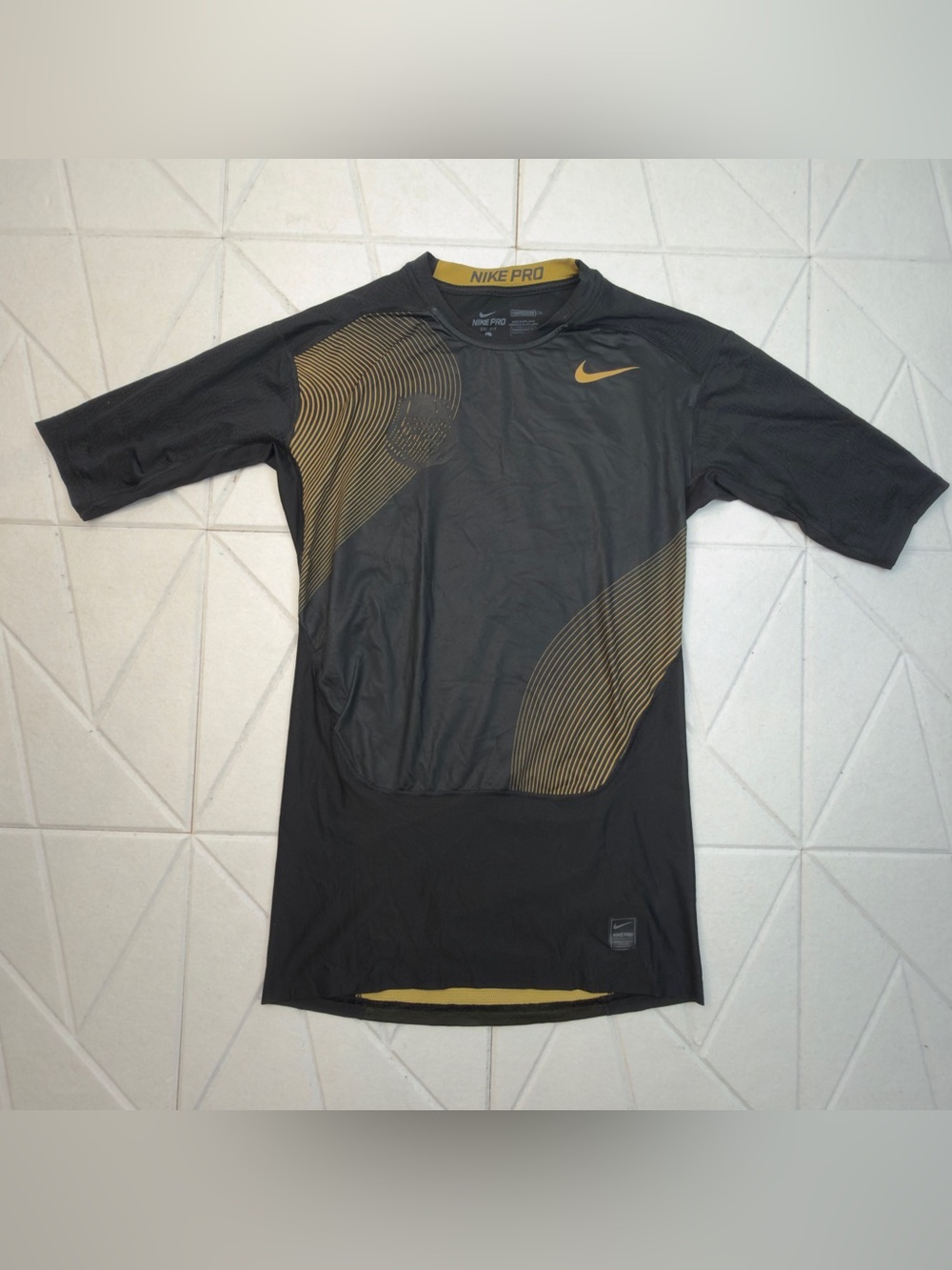Nike Pro Dri-Fit Compression Shirt Large Black Gold Football Helmet Combat 72433